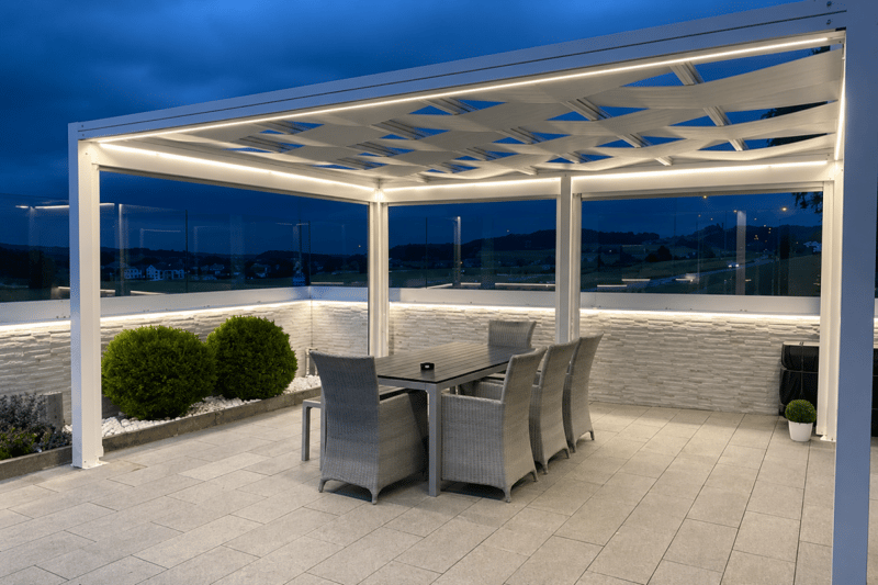 BRIGHT AND AIRY UNIQUE PROPERTY WITH SUNNY TERRACE! Copy (4)