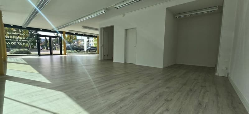 SEHR ZENTRAL GROSSZÜGIG UND VIELSEITIG NUTZBAR! (2)