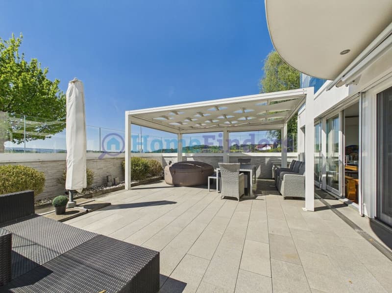 LICHTDURCHFLUTETES EINZELSTÜCK MIT SONNIGER TERRASSE! (3)
