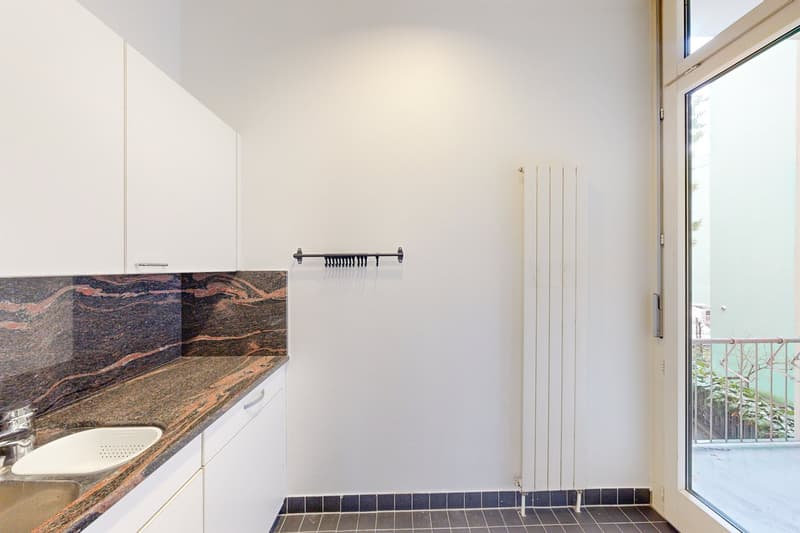 Kundenfreundliche Büro-/Gewerbefläche mit 160m² für Beauty oder Beratung! (4)
