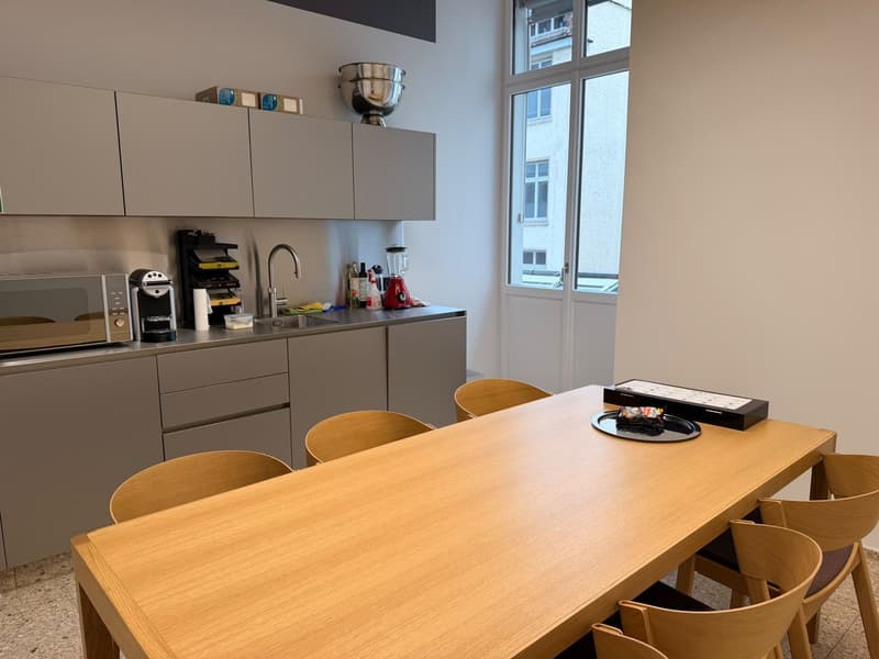 Hochwertig ausgebaute Büroflächen an der Bahnhofstrasse - sofort bezugsbereit! (5)