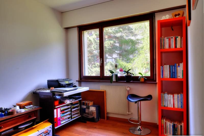 Geräumige 4.5-Zimmer-Familienwohnung mit Panoramablick (8)