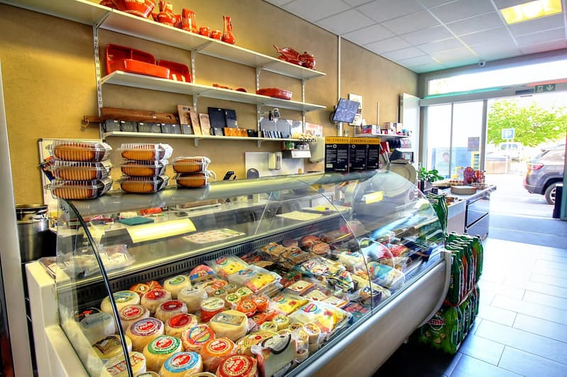 Chippis - Commercial property already rented (4)