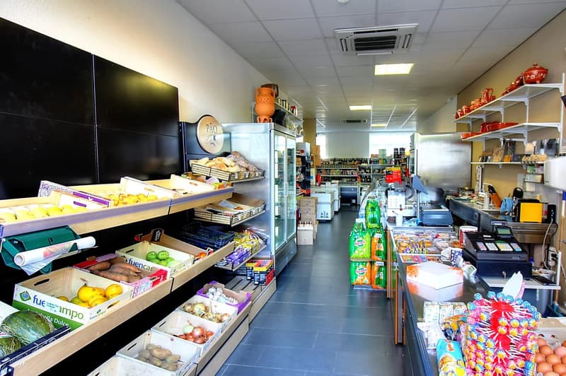 Chippis - Commercial property already rented (1)