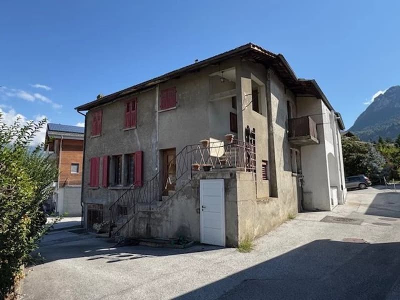 Charming village house (1)