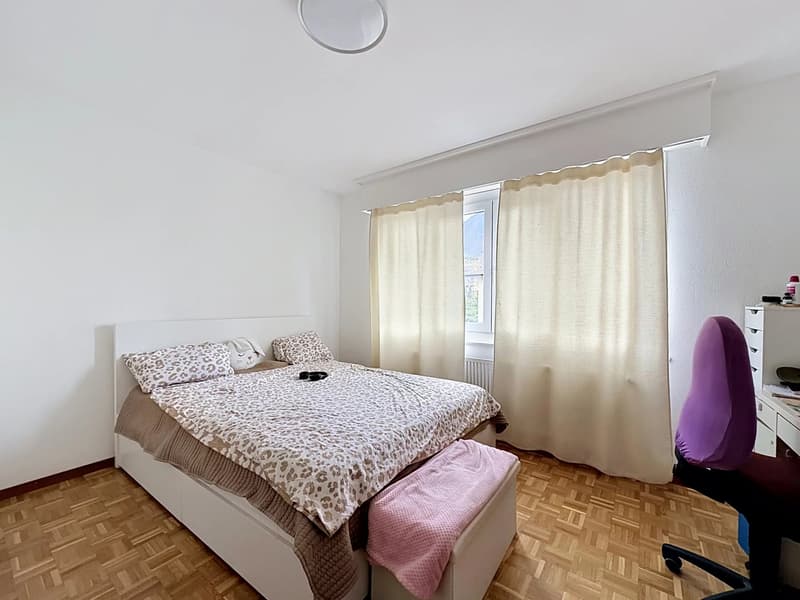 In the heart of Martigny generous 5.5-room apartment (6)