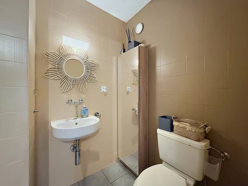 In the heart of Martigny generous 5.5-room apartment (10)