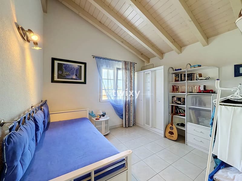 Collombey | Lichtdurchflutete 6.5-Zimmer-Villa (2)