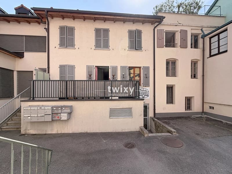 Saint-Maurice | Mixed-use rental building in the city center (1)