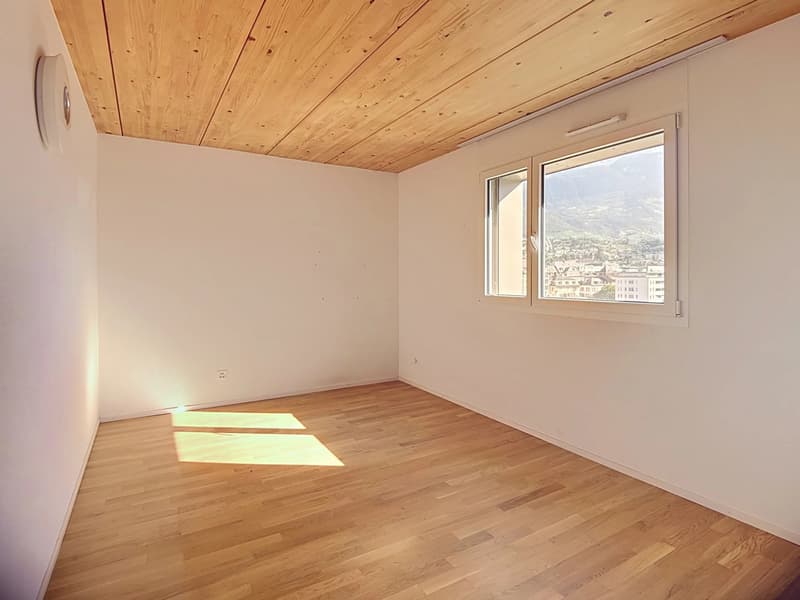 Sierre | Prächtiges neues Dachgeschoss in einem 4,5-Zimmer-Duplex (12)