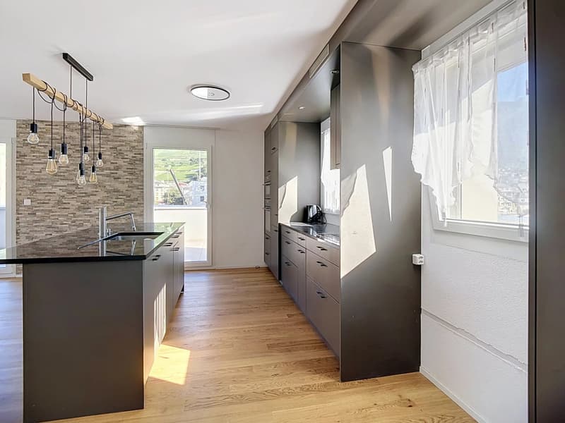 Sierre | Prächtiges neues Dachgeschoss in einem 4,5-Zimmer-Duplex (7)