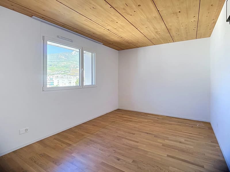 Sierre | Prächtiges neues Dachgeschoss in einem 4,5-Zimmer-Duplex (5)