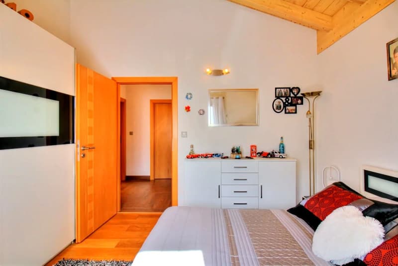 Belle villa mitoyenne de 5 pièces à Ardon (9)