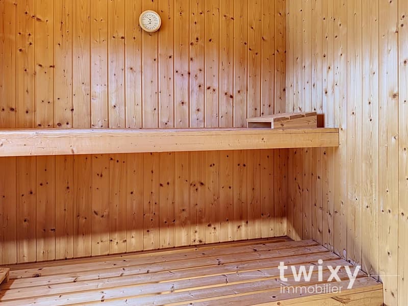 Charmant chalet de 4.5 pièces avec spa (9)
