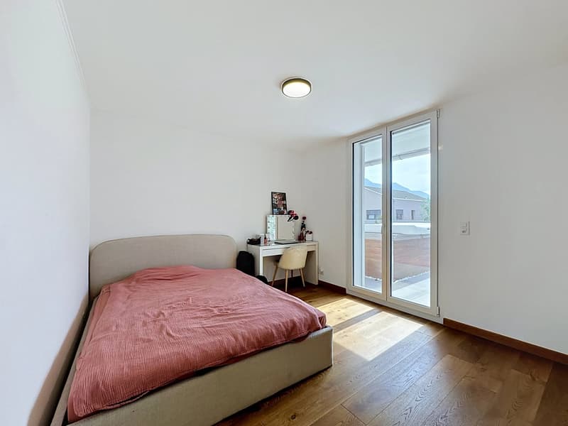 Villa moderne 9 pièces à Collombey - Terrasses, jardin, jacuzzi et pisicine (11)