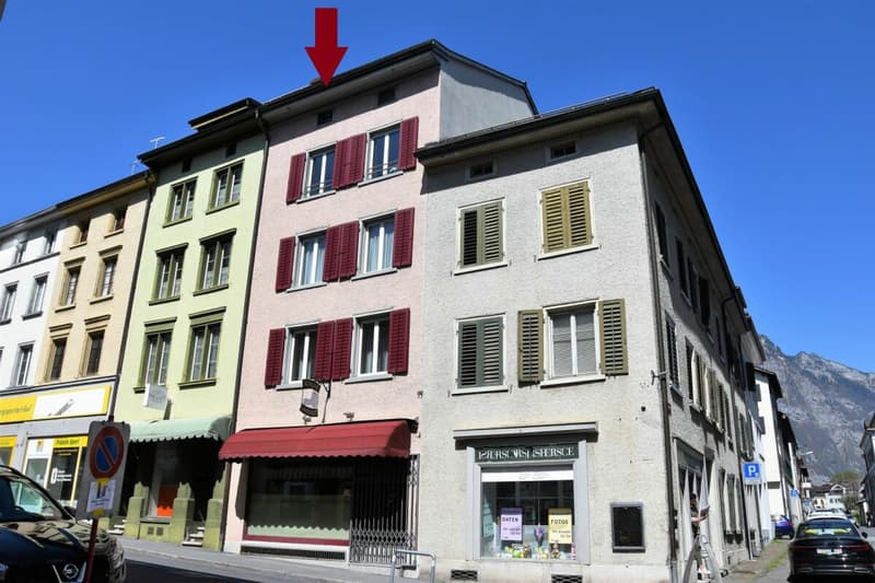 Gepflegtes Wohnhaus mit Ladenlokal. (1)