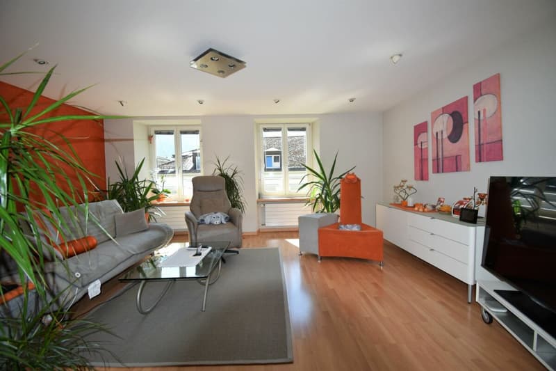 Gepflegtes Wohnhaus mit Ladenlokal. (6)