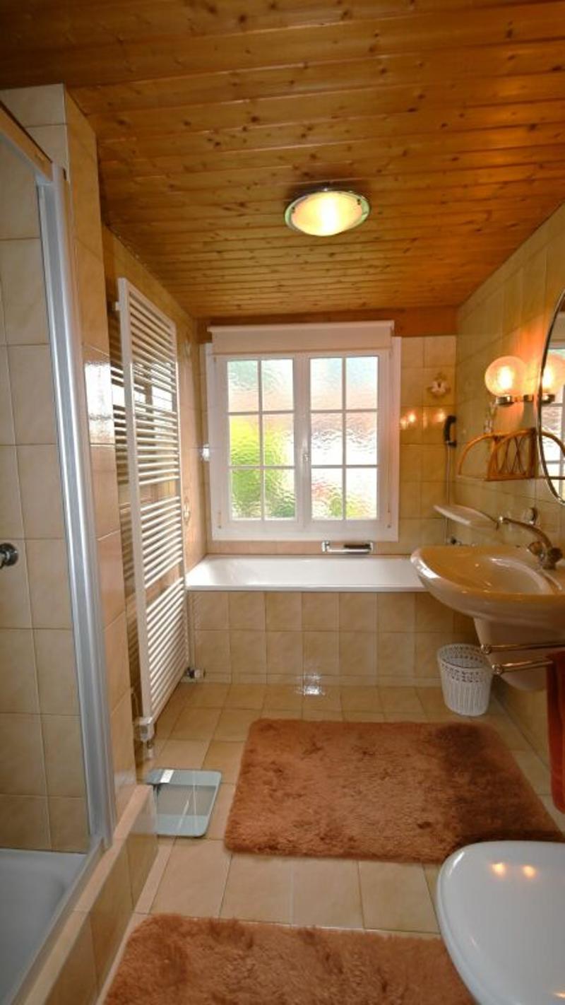 Gepflegtes, einseitig angebautes 5-Zimmer-Einfamilienhaus (11)