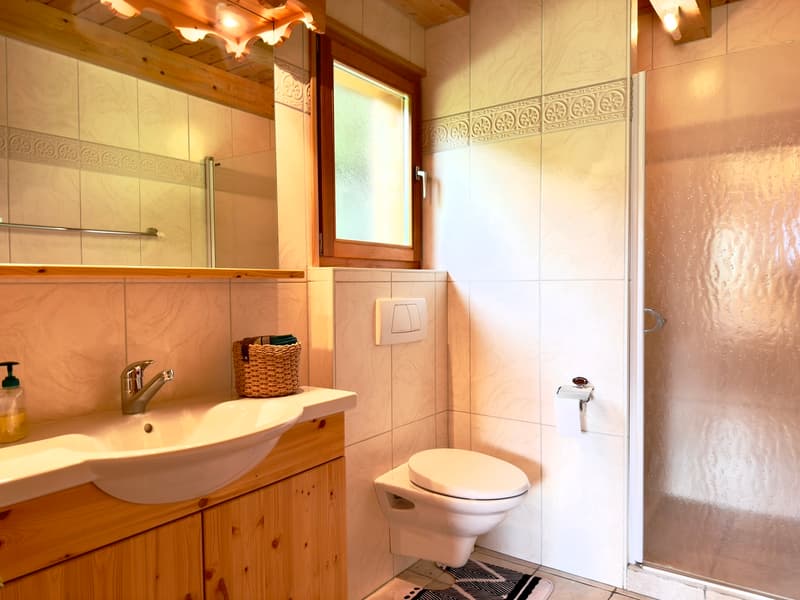 salle de douches rez