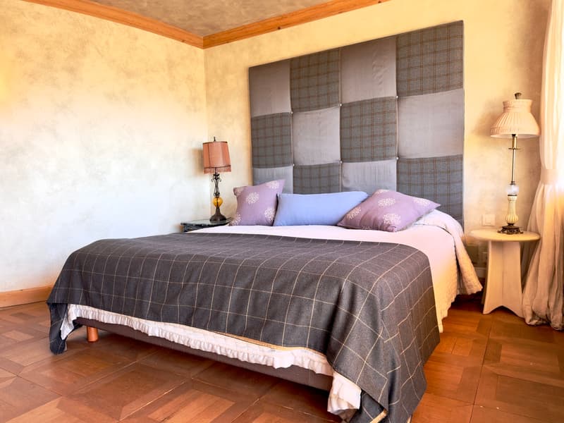 Chambre lit double / Double Bedroom / Camera con letto matrimoniale