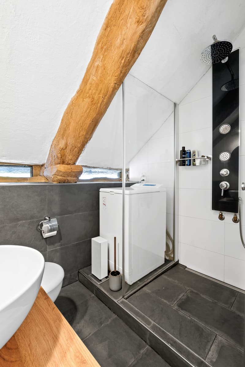 Bild 8 Badezimmer