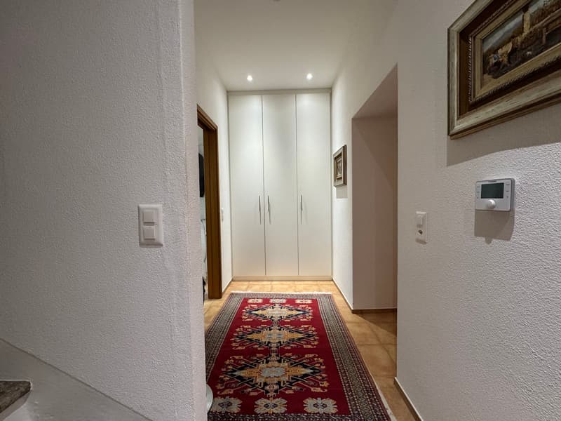 Living in a historic villa in Cadro (6)