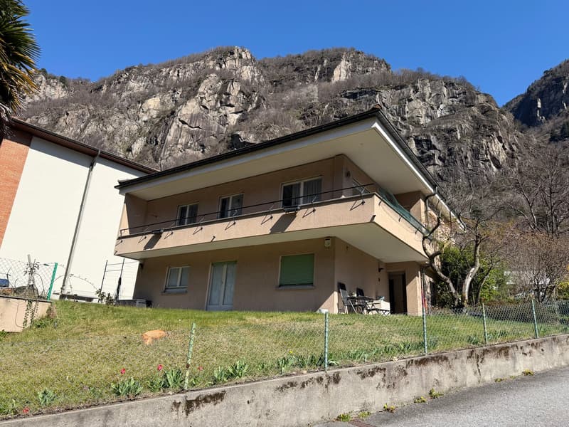 Einfamilienhaus 5,5 und 3,5 unabhängig mit Garten und Garage in Bodio (16)