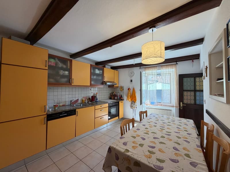 Grande maison au centre 4,5 pièces avec jardin à Breno Alto Malcantone (6)