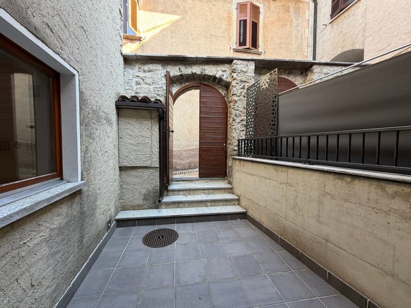 Haus mit 3.5 Zimmern in Bissone (2)