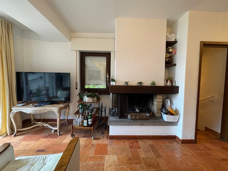 Casa con vista lago a Lugano-Figino / Haus mit Seeblick in Lugano-Figino (3)