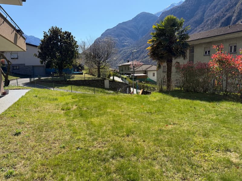 Casa bifamiliare 5.5 e 3.5 indipendente con giardino e box a Bodio (15)