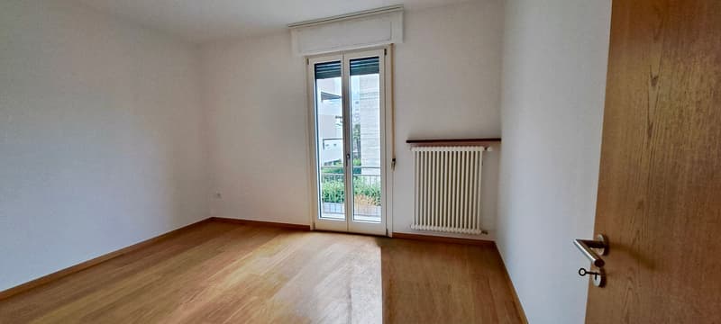 Wohnung 4.5 Zimmer in der Nähe von Schulen in Bellinzona (8)