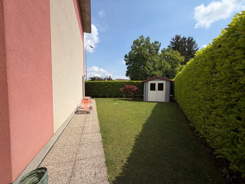 Grande casa monofamiliare 4.5 con giardino a Genestrerio posteggi inclusi (9)