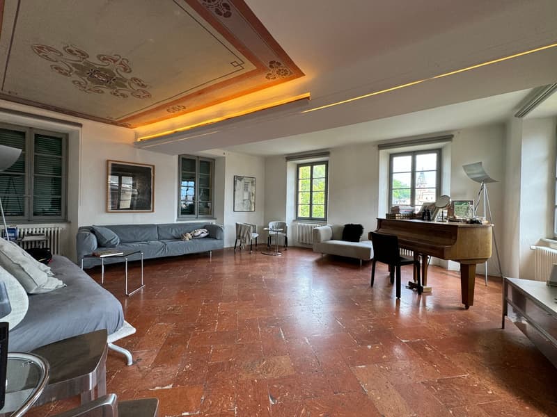 Esclusivo appartamento 5.5 in edificio storico a Lugano Carona (2)