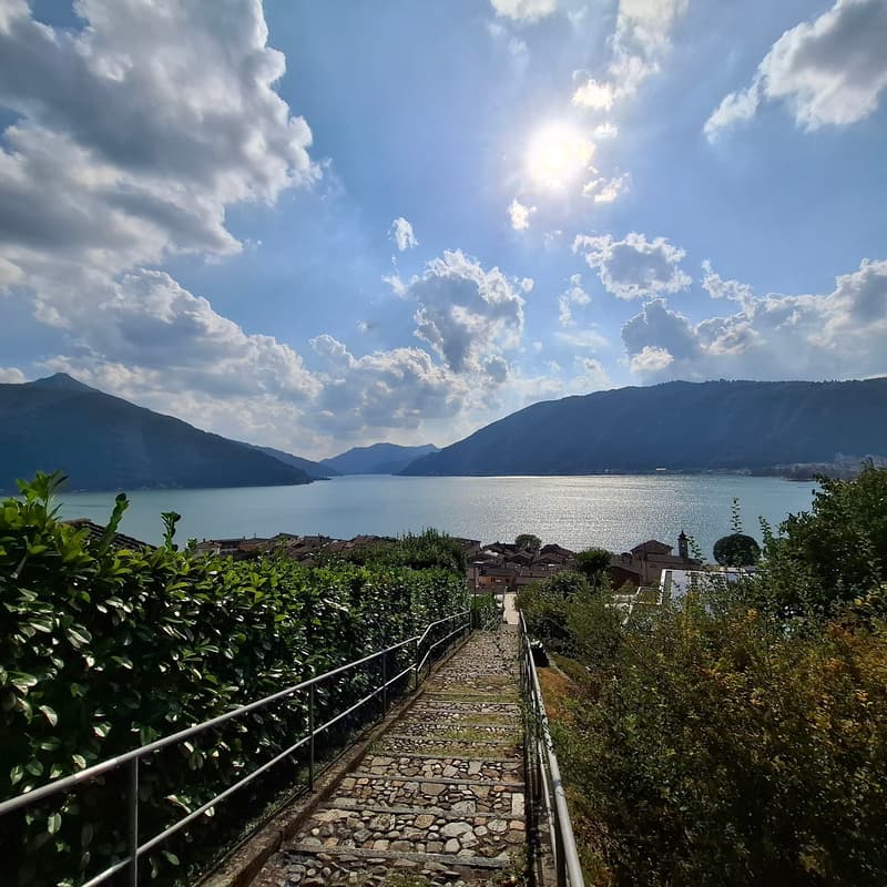 Incantevole casa unifamiliare 4.5 con vista lago a Bissone (20)