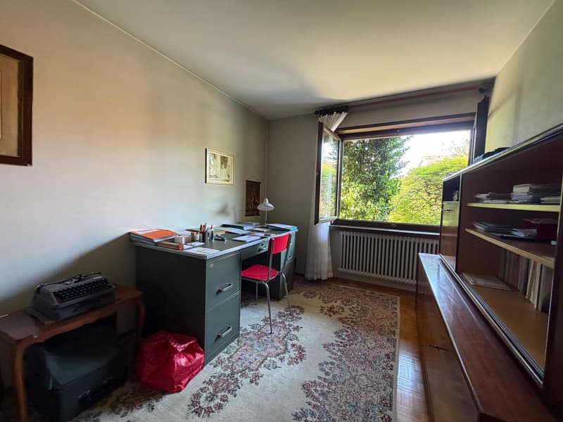 Grande villa signorile anni 70 di 7.5 locali con piscina a Lugano Cadro (13)