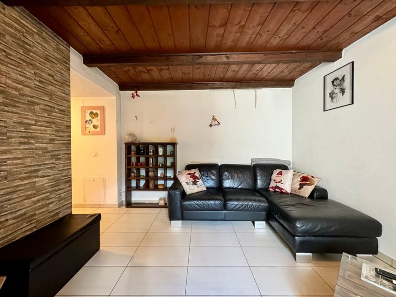 Casa 5.5 locali e un monolocale affittato nel nucleo di Biasca (5)