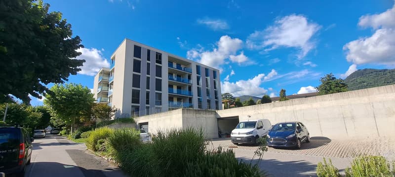 Moderno appartamento 3.5 locali con vista panoramica a Balerna (1)