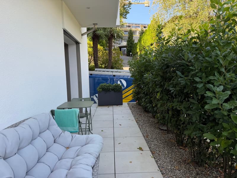 Moderno appartamento 2.5 loc. con giardino e piscina a Breganzona (8)