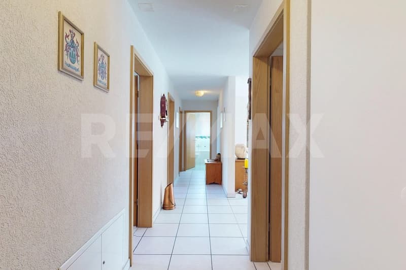 Rural Idyll: 4.5 Room Owner-Occupied Apartment (3)
