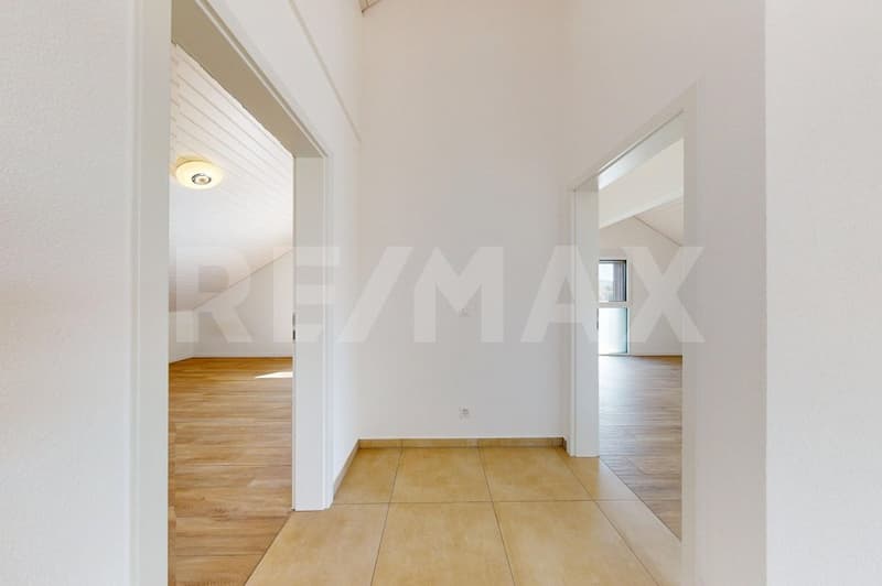 Moderno: appartamento mansardato di 3,5 locali con vista panoramica a Golaten (Kallnach) (7)