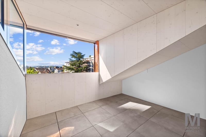 Appartement de 3.5 pièces en attique entièrement rénové (10)