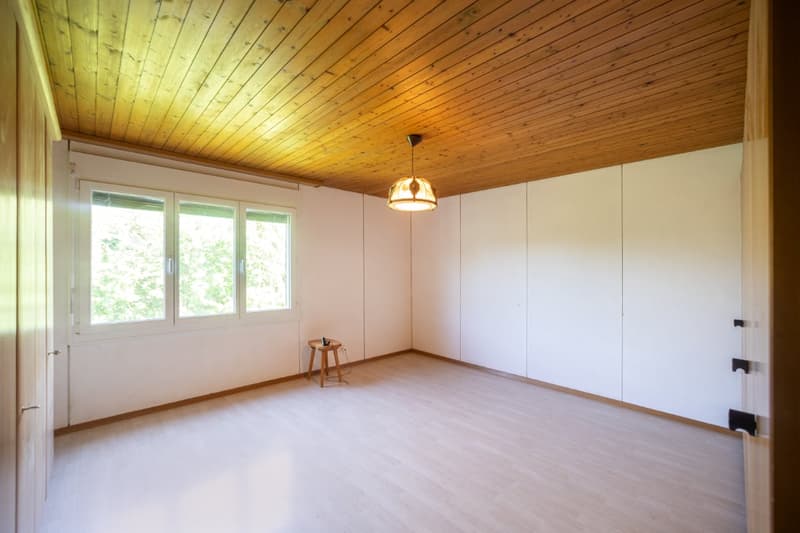 Living on the outskirts of the village: 5.5 room single-family house directly on the agricultural zone (16)