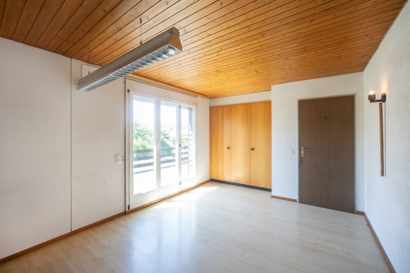 Living on the outskirts of the village: 5.5 room single-family house directly on the agricultural zone (15)