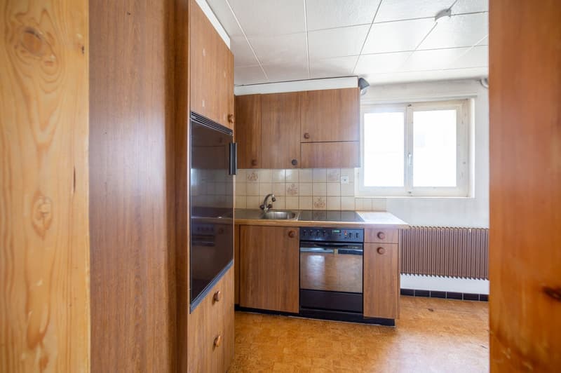 Cottage with 2 apartments and large garden (8)