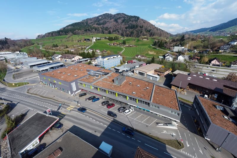 Restaurant mit Galerie und grosser Aussenterrasse (17)