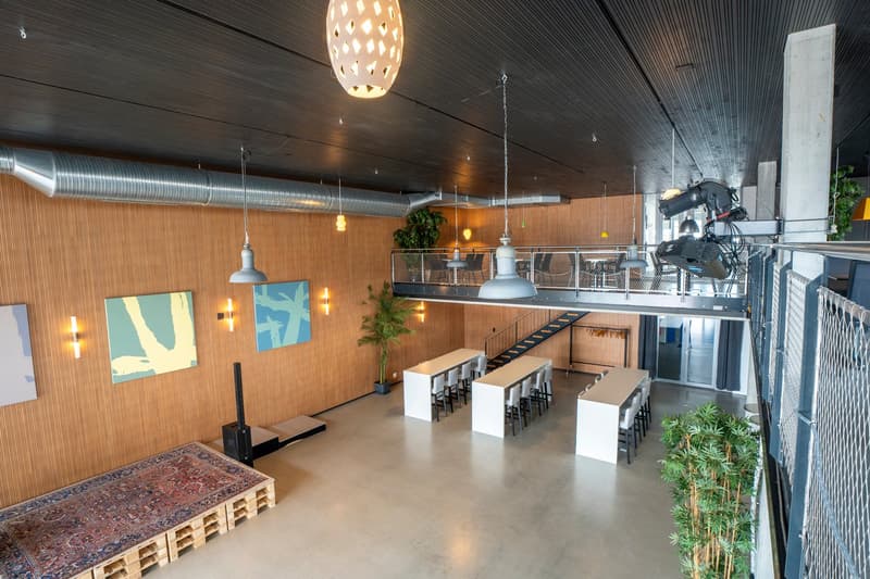 Restaurant mit Galerie und grosser Aussenterrasse (10)