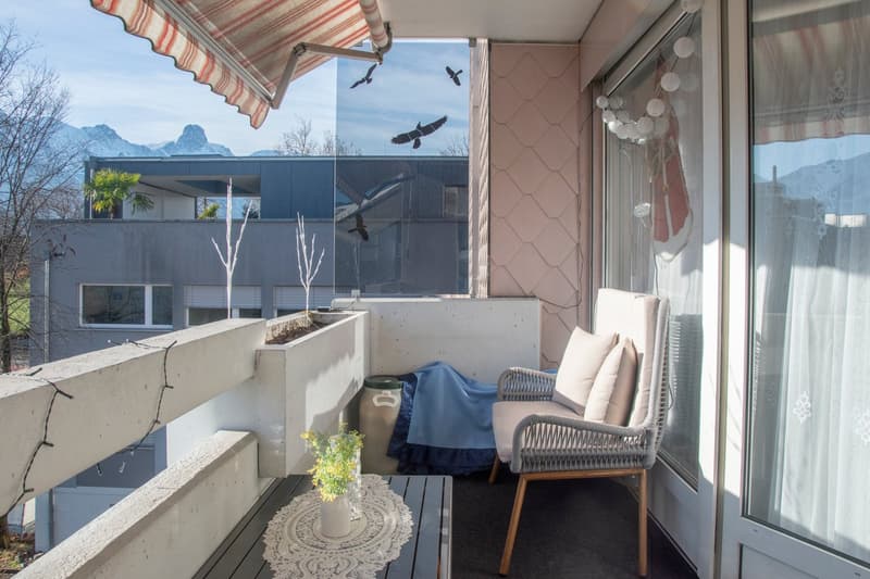 Appartamento luminoso 4.5 locali con balcone e bella vista a Thun (14)