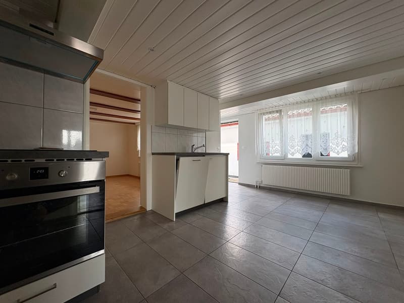 Gemütliche 3.5 Zimmerwohnung im Erdgeschoss mit grosser Küche (8)