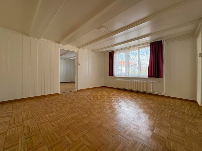 Gemütliche 3.5 Zimmerwohnung im Erdgeschoss mit grosser Küche (5)